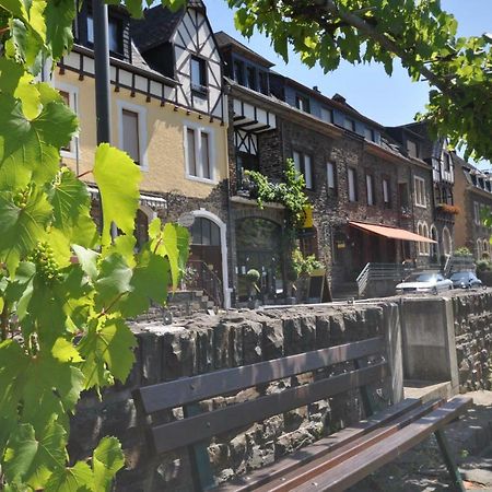 Gaestezimmer Im Weingut Amlinger&Sohn Neef Buitenkant foto