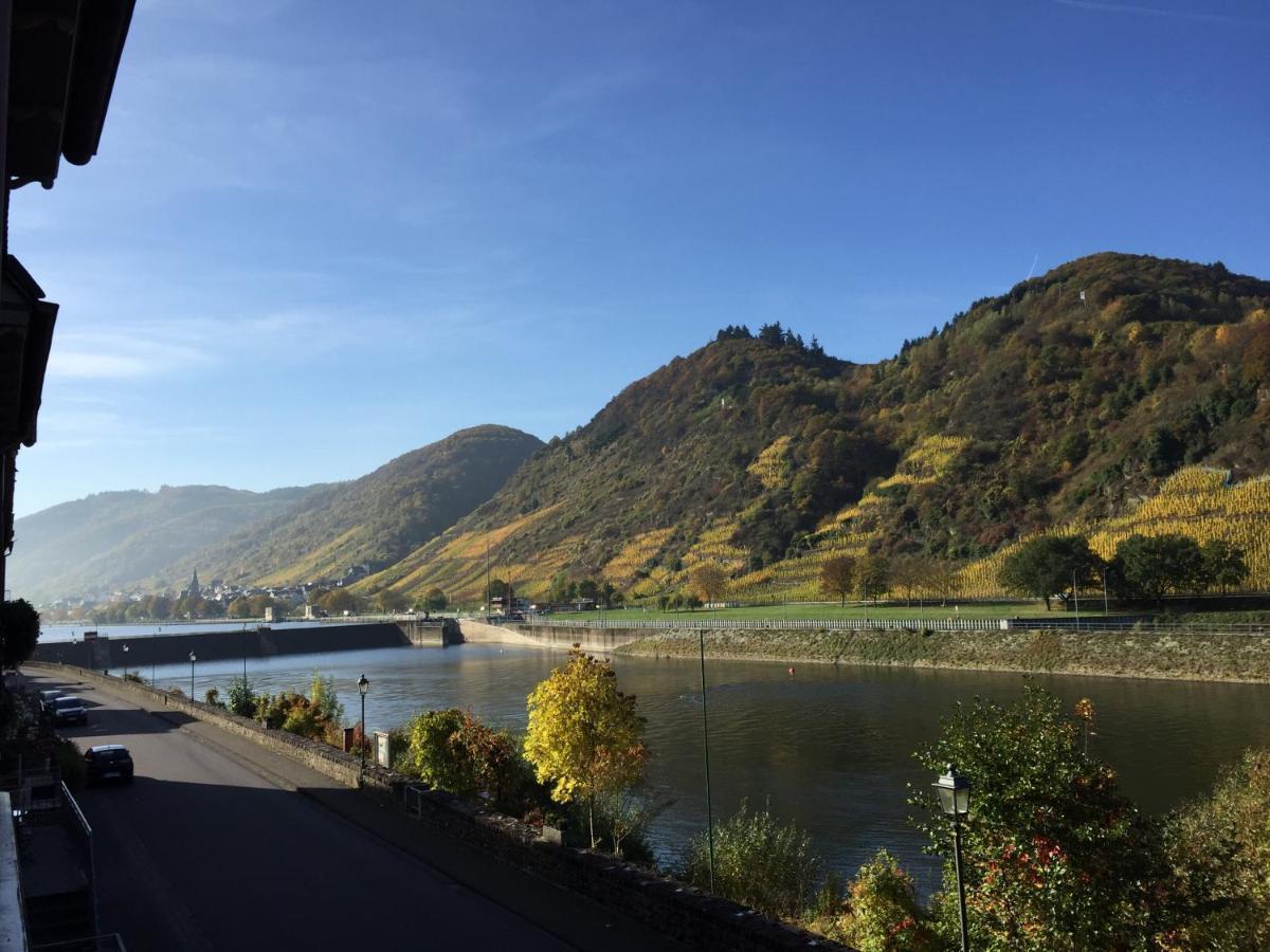 Gaestezimmer Im Weingut Amlinger&Sohn Neef Buitenkant foto