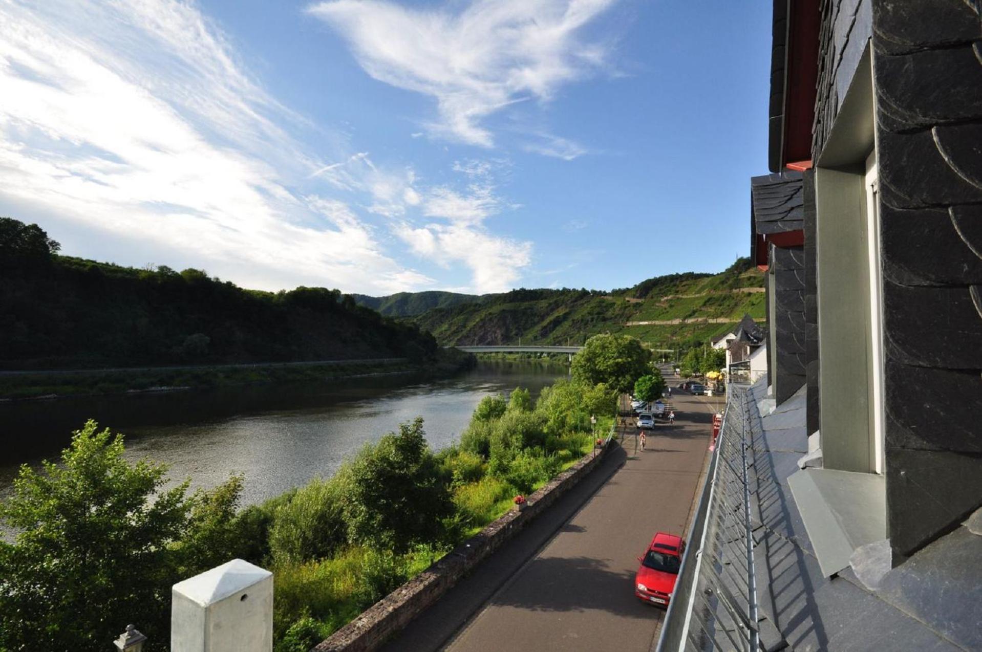 Gaestezimmer Im Weingut Amlinger&Sohn Neef Buitenkant foto
