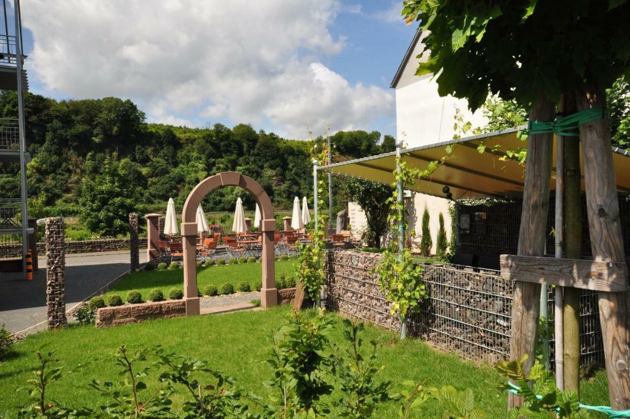 Gaestezimmer Im Weingut Amlinger&Sohn Neef Buitenkant foto